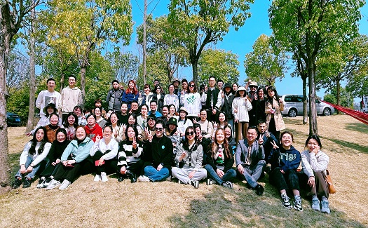 陽春三月春意濃，春游踏青正當(dāng)時(shí)——中非經(jīng)貿(mào)港工會(huì)組織開展春游活動(dòng)