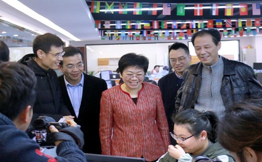 臺州市委書記陳奕君在調(diào)研中非經(jīng)貿(mào)港時(shí)強(qiáng)調(diào)——不負(fù)重托早日做大做強(qiáng)發(fā)揮更大作用